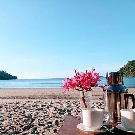 Akoya Beach Sunset Camp 엘니도 외부 사진